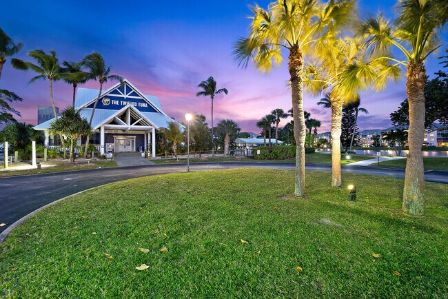 Foto del edificio - 353 S US Hwy 1