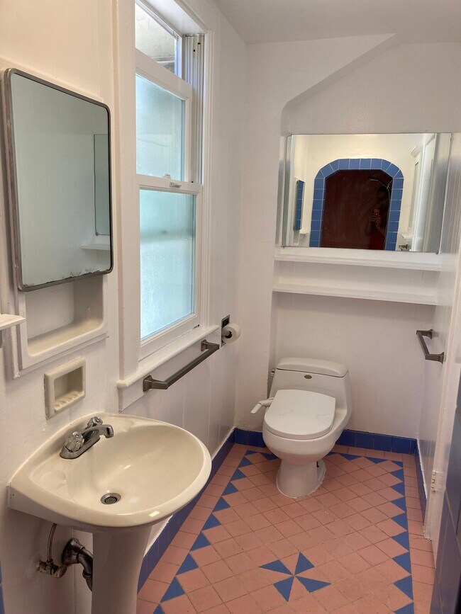 Foto del edificio - 929 Georgia St