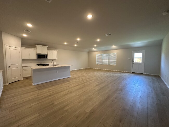 Building Photo - 515 Frst Hvn Dr