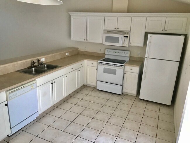 Foto del edificio - Available now!