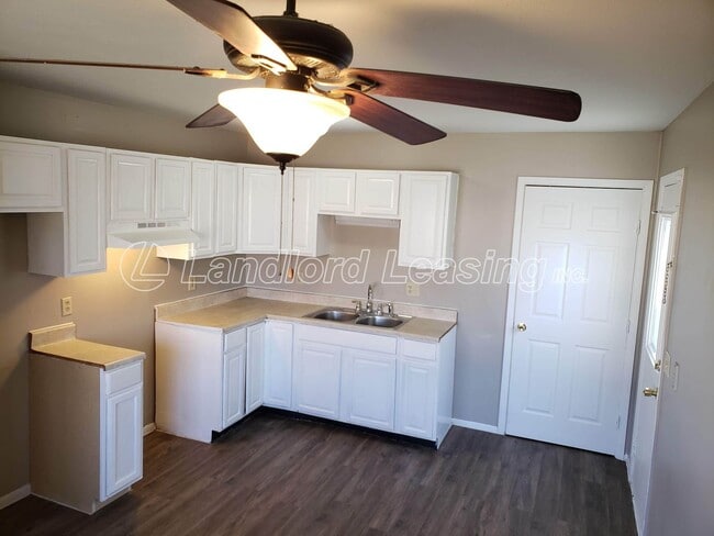 Building Photo - $599 Security Deposit Special!