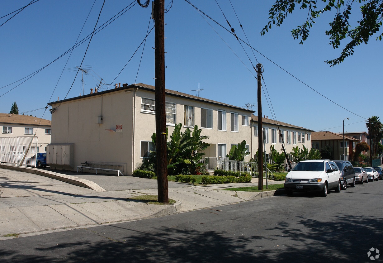 Building Photo - 455-467 N Normandie Ave