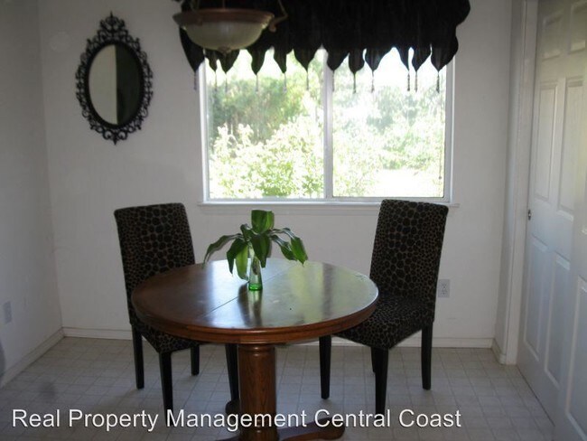 Foto del edificio - 2434 Winding Brook Rd