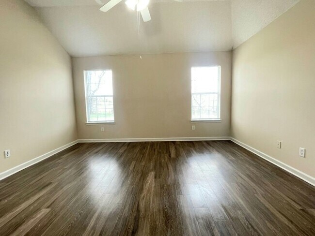 Foto del edificio - Villas of Northcreek