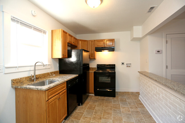 Interior Photo - Commerce Street Townhomes