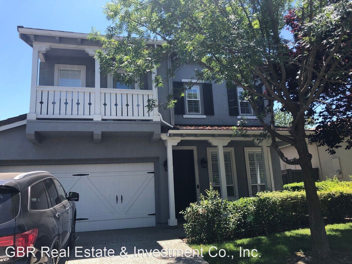 Primary Photo - 4 br, 2.5 bath House - 1360 Freswick Drive