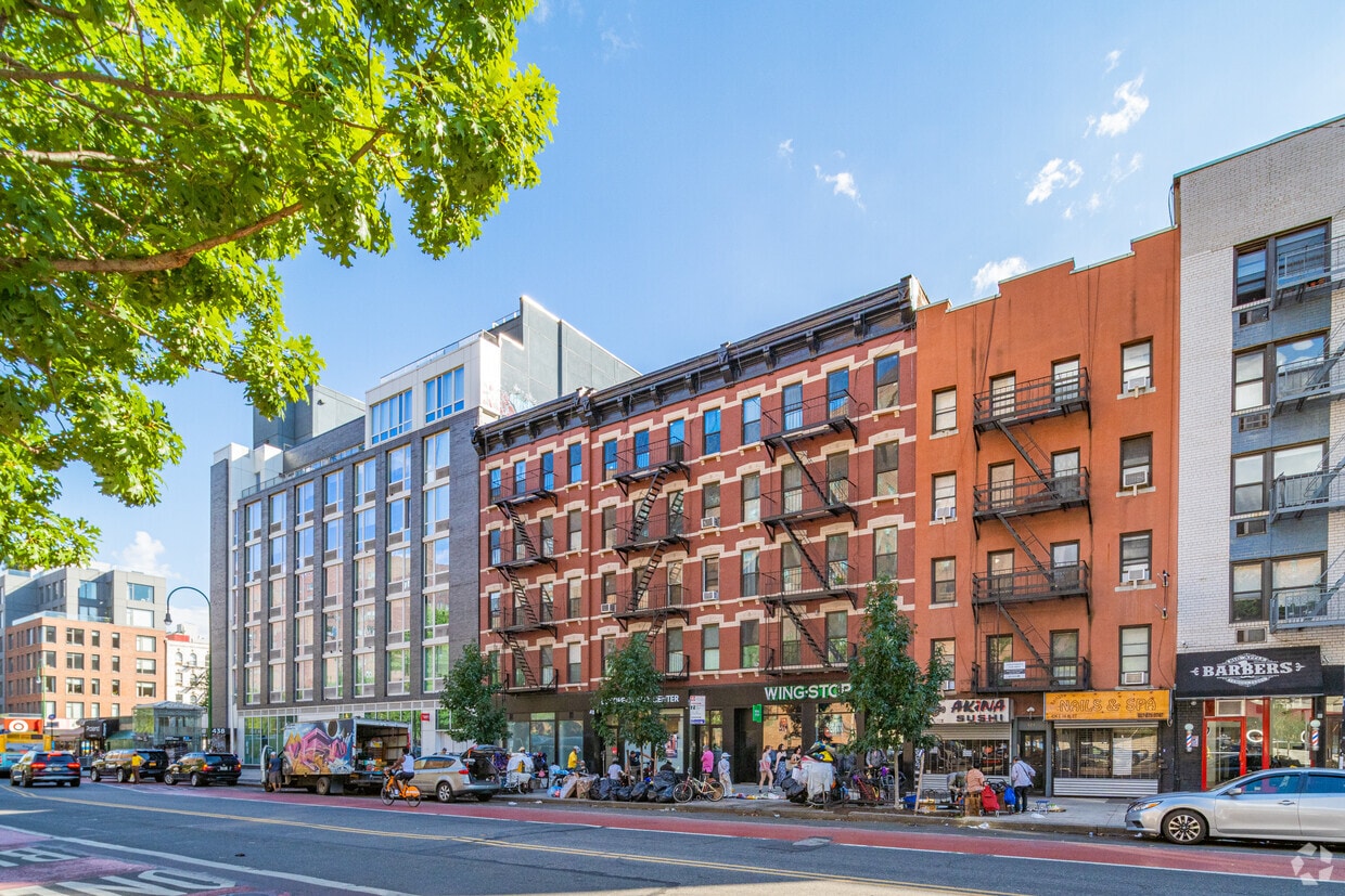 428 E 14th St New York, NY 10009-3432 - 428 E 14th St