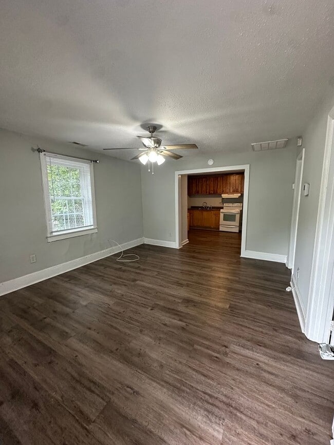 Foto del edificio - 612 N 8th St