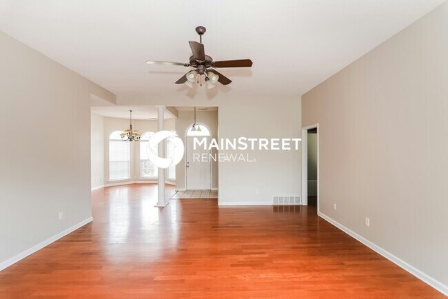 Foto del edificio - 3 Bedroom Pet-Friendly Home in Olive Branc...