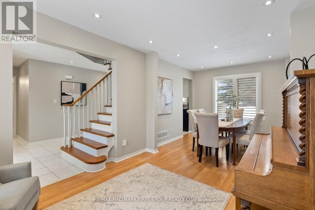 Building Photo - 30 Willowbrook Dr