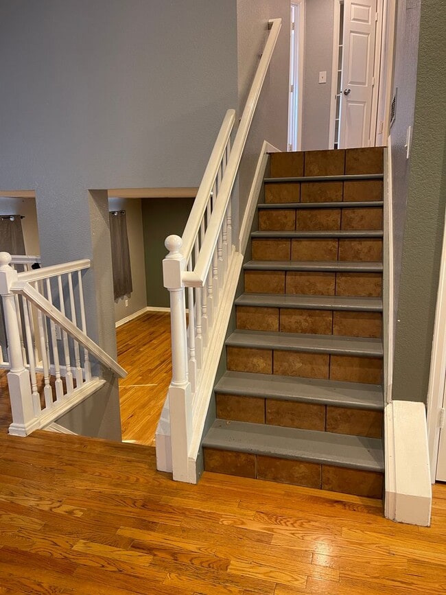 Foto del edificio - 3 bedroom single family house in Broomfield