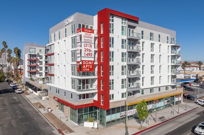 Foto del edificio - Somi