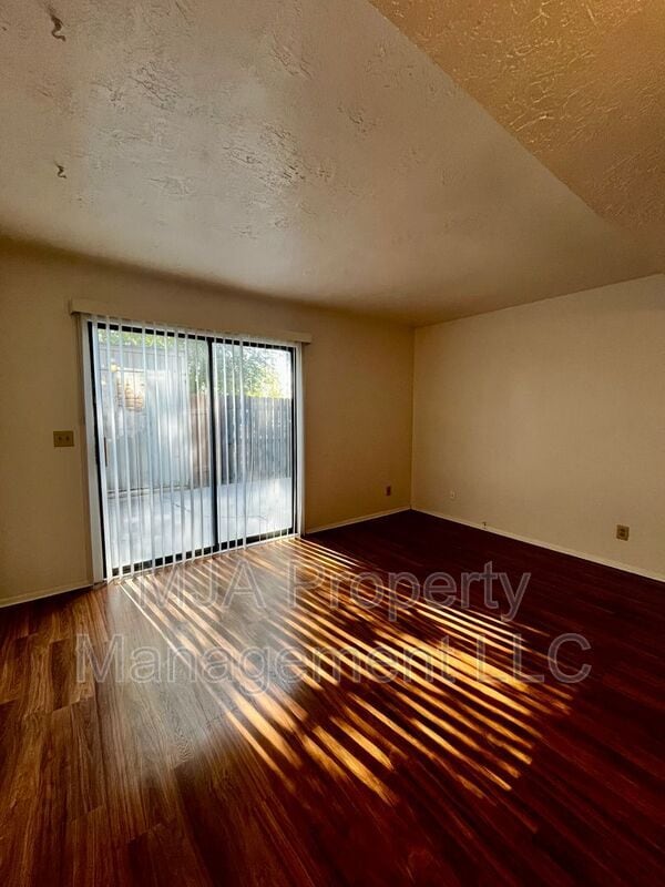 Building Photo - 1145 W 1600 N