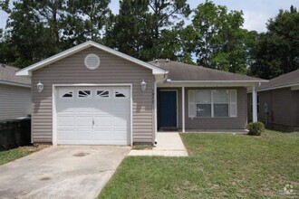Building Photo - 1077 Antigua Cir