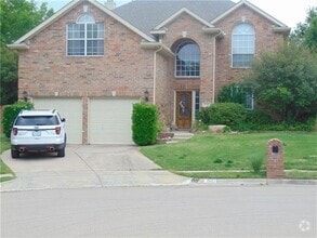 Building Photo - 3501 Castlewood Ct
