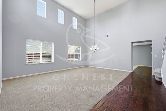 Building Photo - 611 Open Range Ln