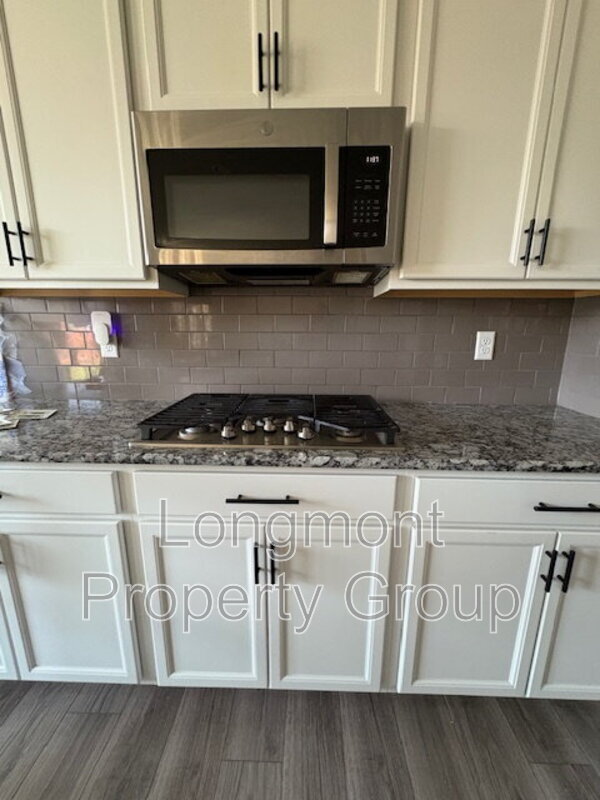 Building Photo - 14632 Longhorn Dr