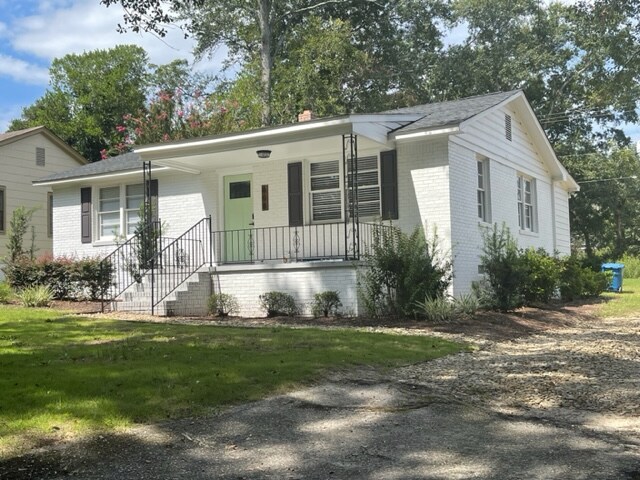 Primary Photo - 608 Spring St