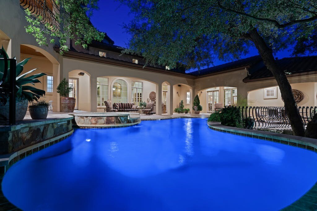 Primary Photo - 5005 Calabria Ct