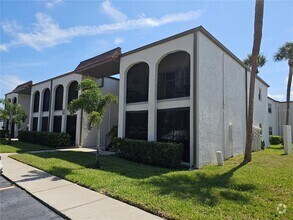 Building Photo - 7701 Starkey Rd