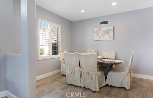 Foto del edificio - 205 Cherrybrook Ln