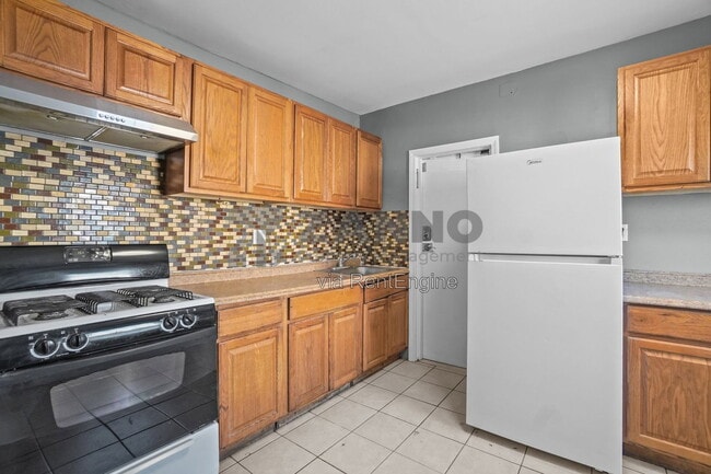 Photo - 72 Mowry Street Apartment