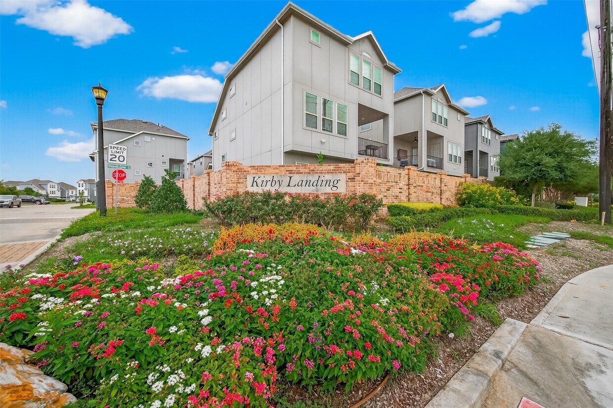 Foto principal - 2013 Kirby Landing Dr
