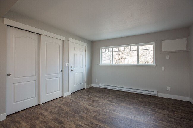 Foto del edificio - 2628 Redwing Rd