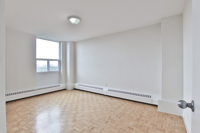 Photo du bâtiment - 50 Cambridge Ave