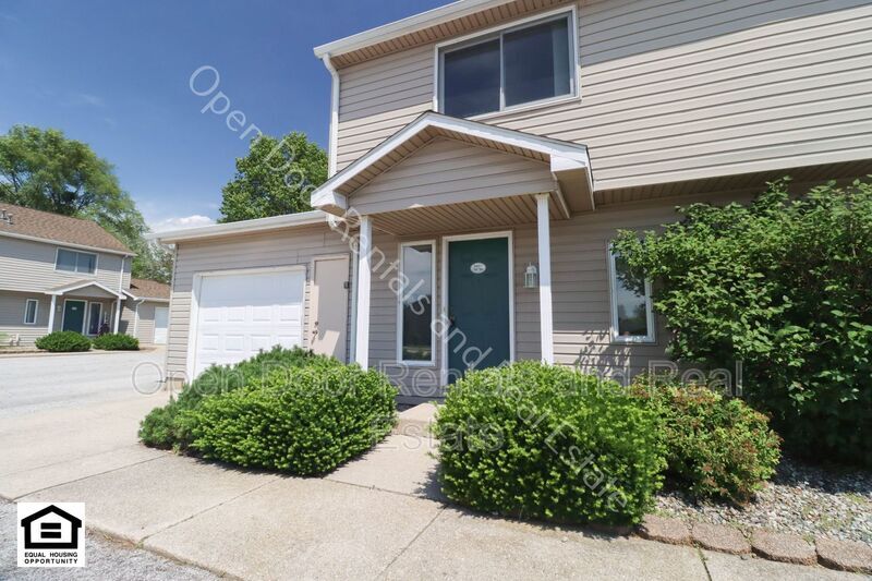 Primary Photo - 15012 Tally Ho Dr