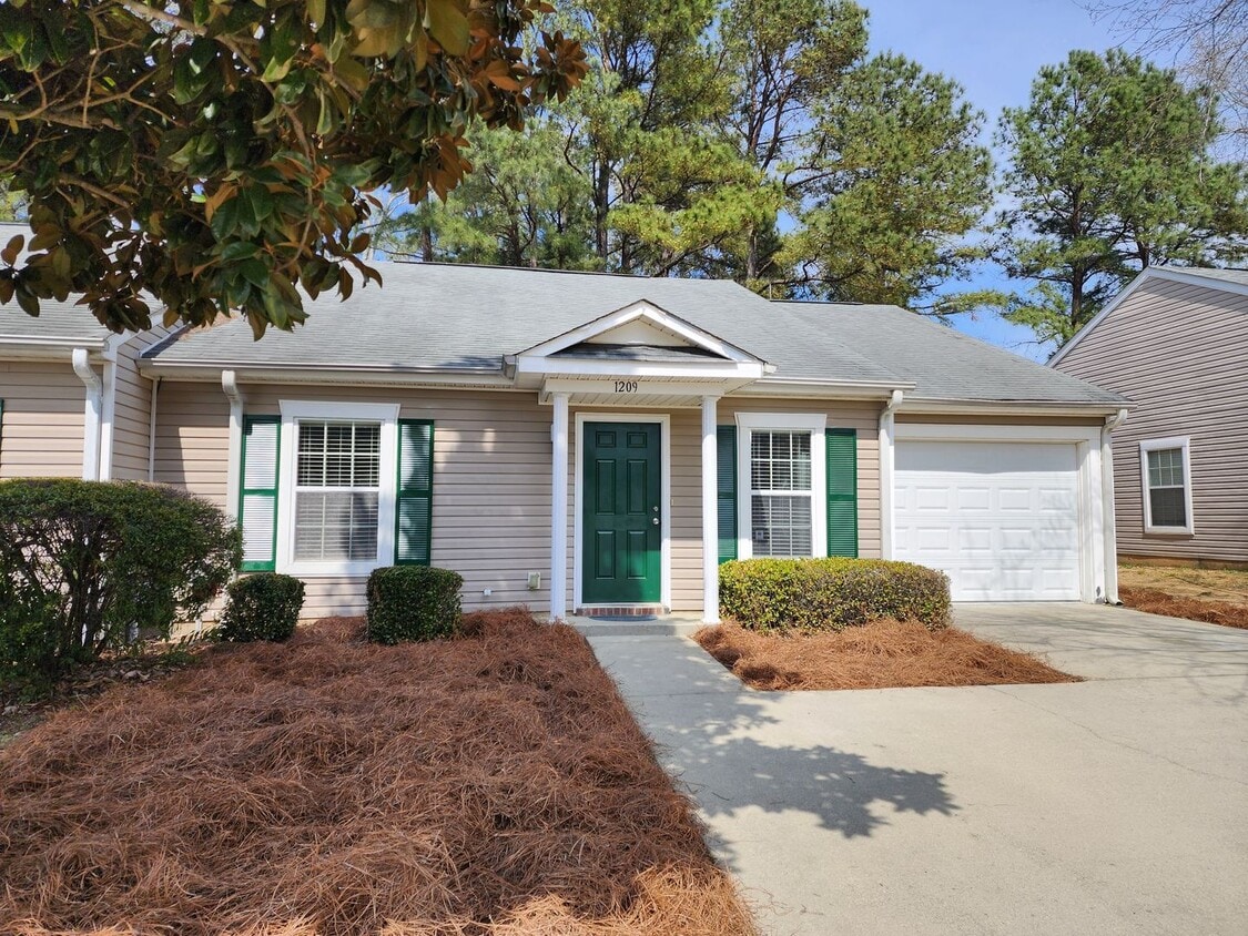 1209 Longpoint Dr, Augusta, GA 30906 Townhome Rentals in Augusta GA