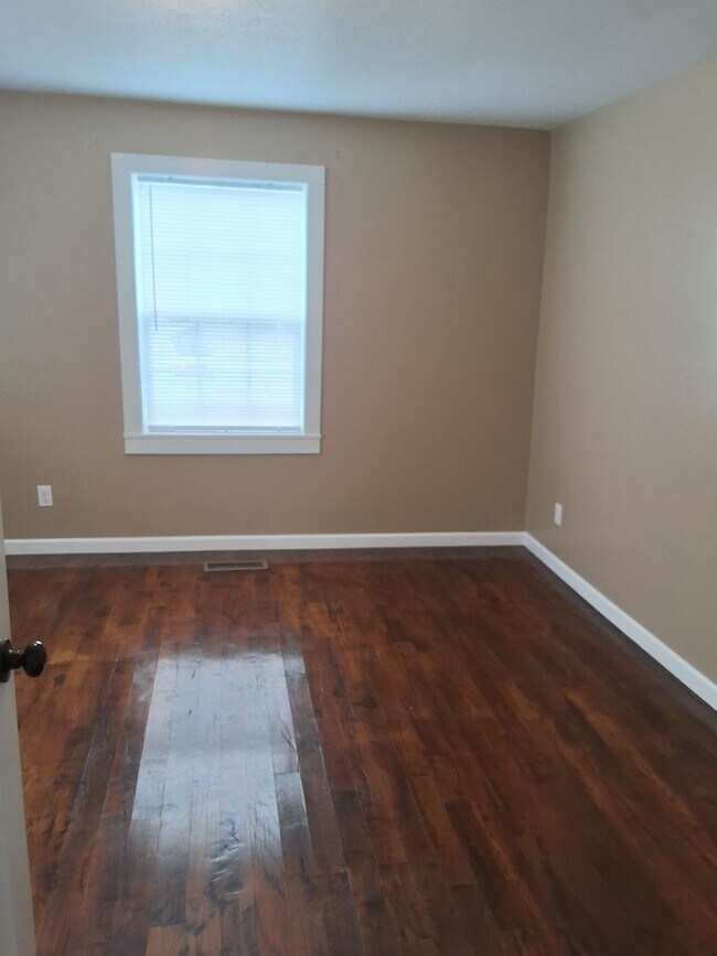 Foto del edificio - Clinton 37716 - Cute updated cottage with ...