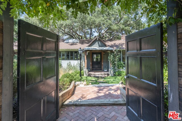 Building Photo - 539 Live Oak Cir Dr
