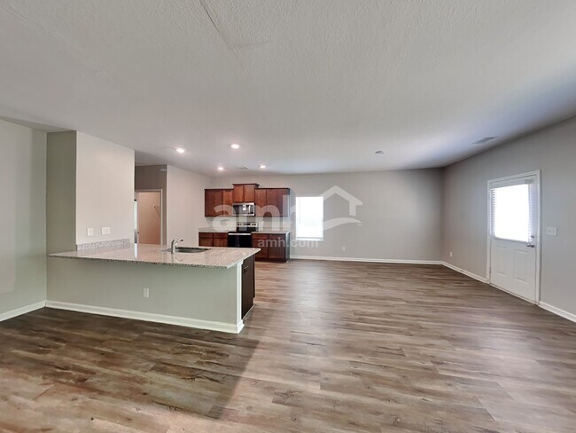 Building Photo - 3425 Ridge HillPkwy