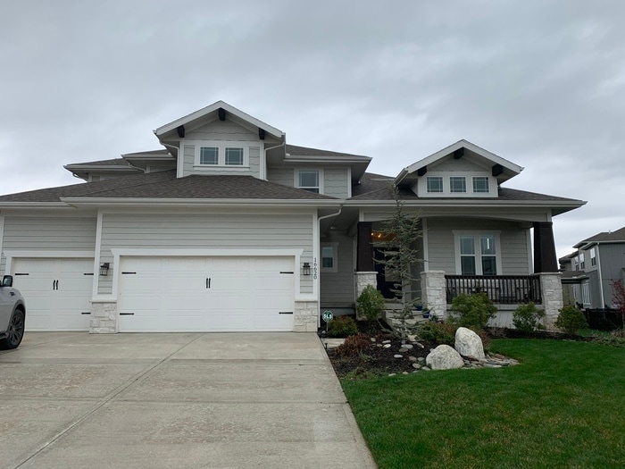 Foto principal - Modern Olathe Beauty with Covered Lanai, Loft & Main-Level Primary Suite