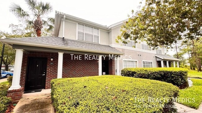 Building Photo - 11802 Meadow Branch Dr