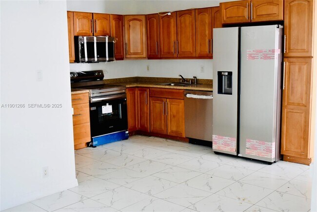 Foto del edificio - 2280 SW 43rd Ave