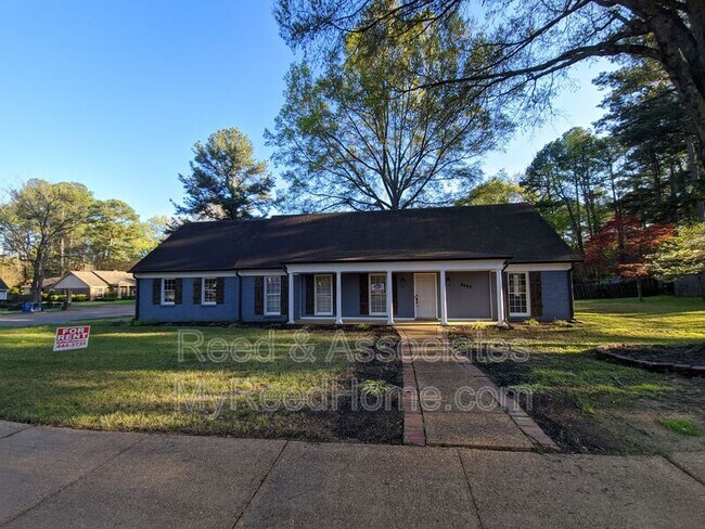 Foto del edificio - 8403 Pine Valley Ln