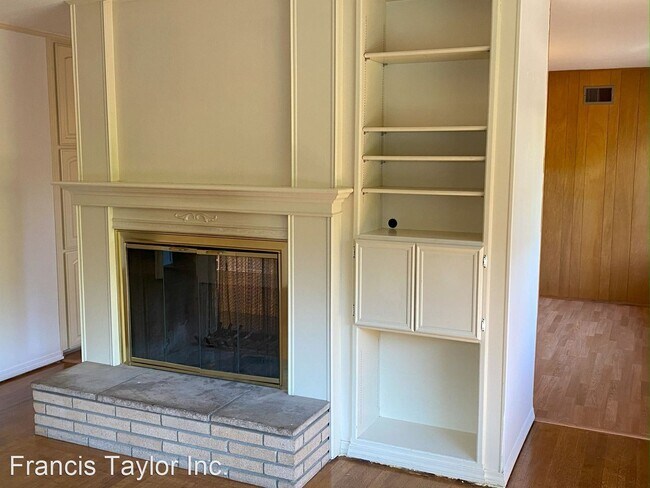 Building Photo - 3 br, 2 bath House - 730 Quiet Place