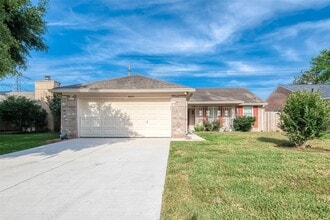 Building Photo - 3231 E Heatherock Cir