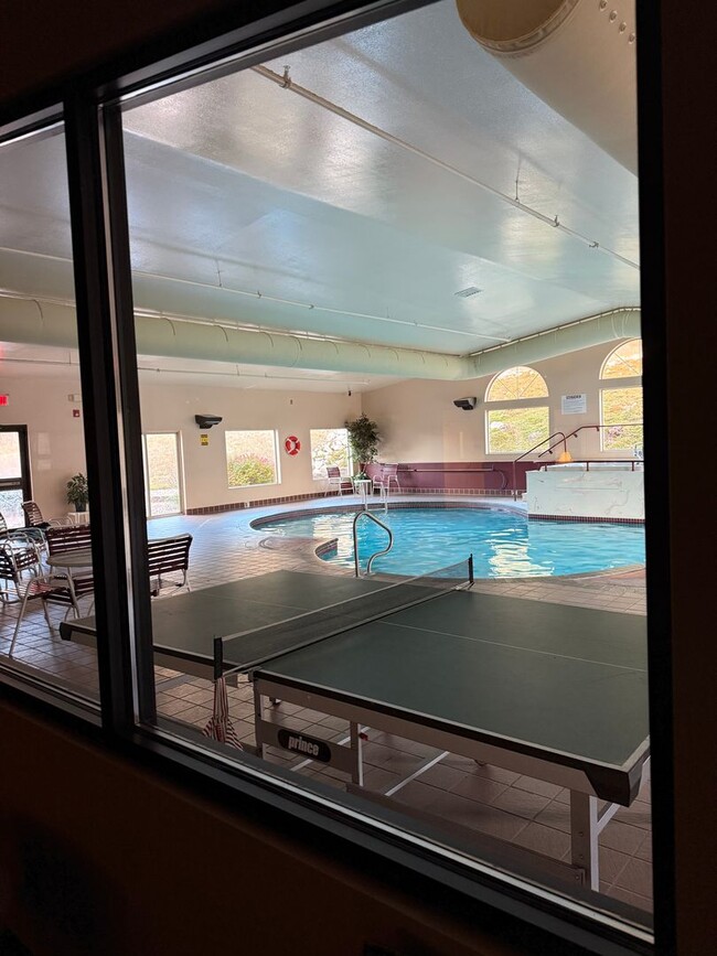 Foto del edificio - * MOVE-IN SPECIAL * 2-bedroom Condo for re...