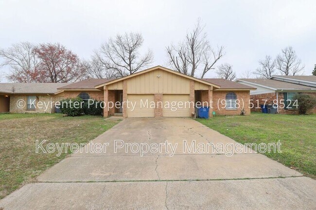 Building Photo - 6125 S Troost Ave