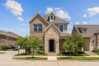 Building Photo - 4402 Cypress Thorn Dr