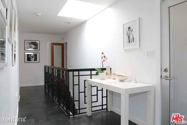 Foto del edificio - 6174 Mulholland Hwy