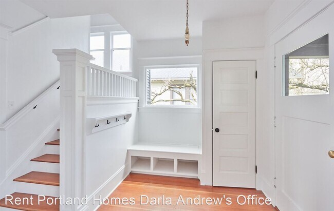 Foto del edificio - 3 br, 2.5 bath House - 6623 SE 17th Ave