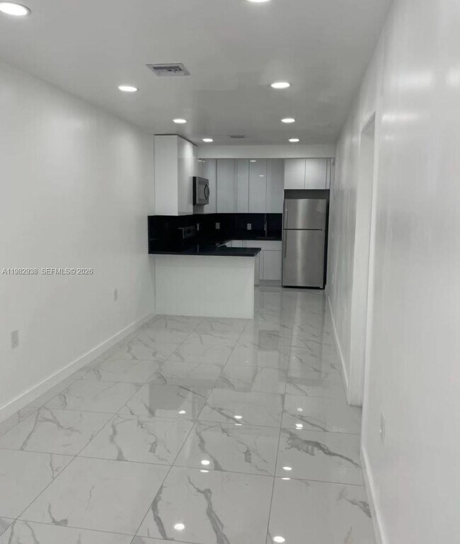 Foto del edificio - 3161 NW 31st St
