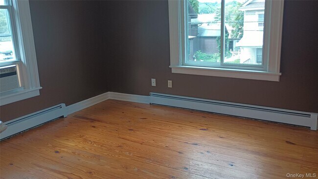 Foto del edificio - 70 Academy Ave