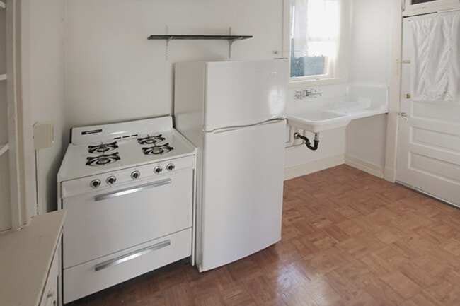 Foto del edificio - 318 Whitney Ave