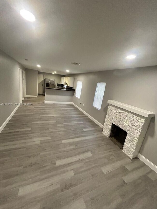 Foto del edificio - 1036 NW 47th Terrace