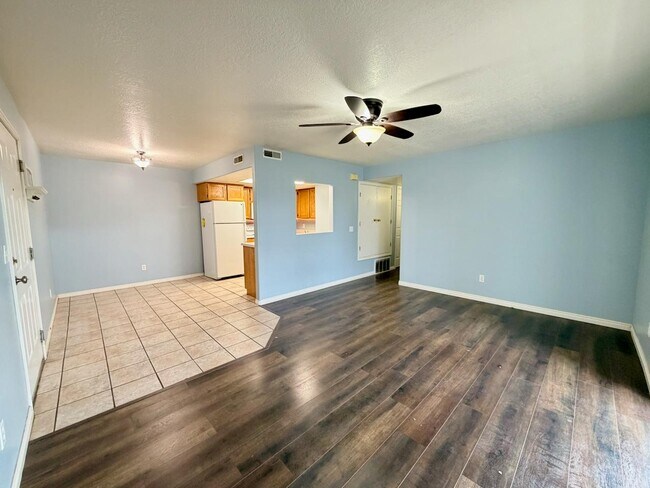 Foto del edificio - 1499 N 1200 W